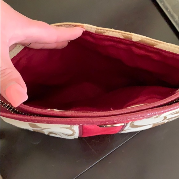 Coach Crossbody Bag - Picture 2 of 4